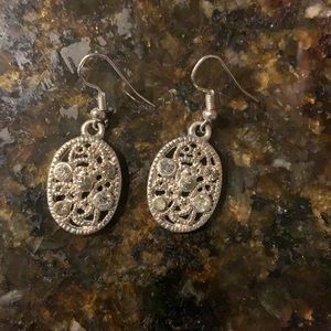 Beautiful small silver hanging earrings - fashion jewelry!